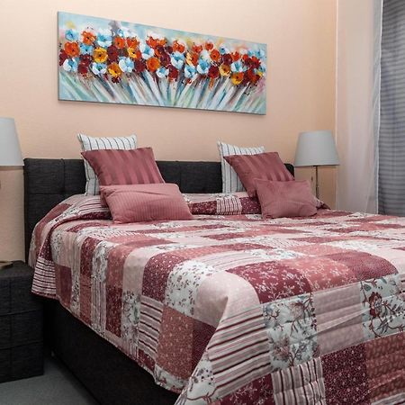 Bit-City Studio Und Appartement Bitburg Εξωτερικό φωτογραφία